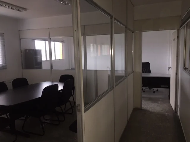 Galpão de 750m² de área construída em 1.750m² de terreno em Barueri