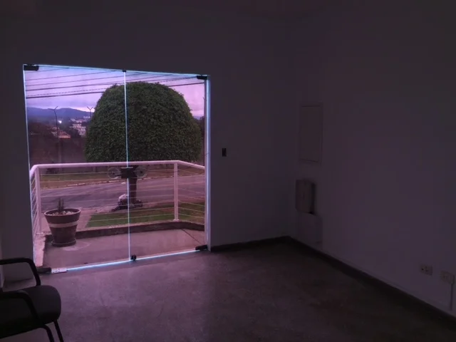 Galpão de 750m² de área construída em 1.750m² de terreno em Barueri