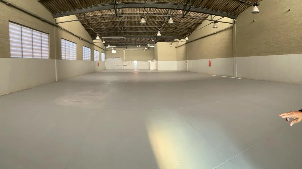 Galpão de 750m² de área construída em 1.000m² de terreno em Barueri