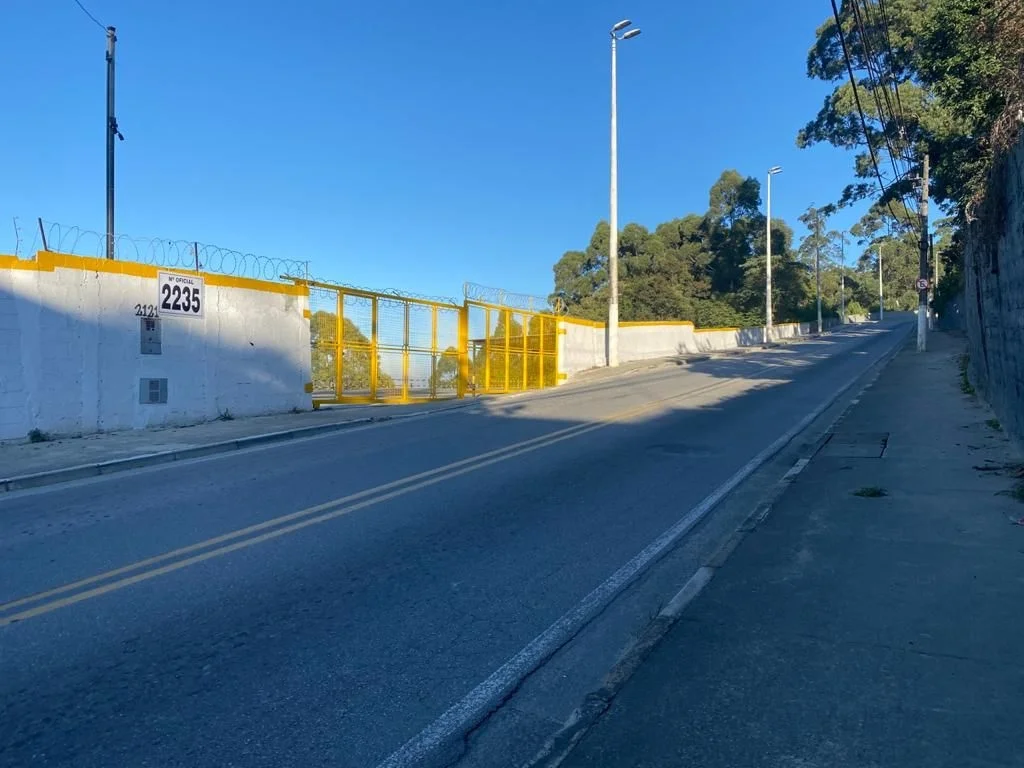 Terreno de 1.900m² em Barueri