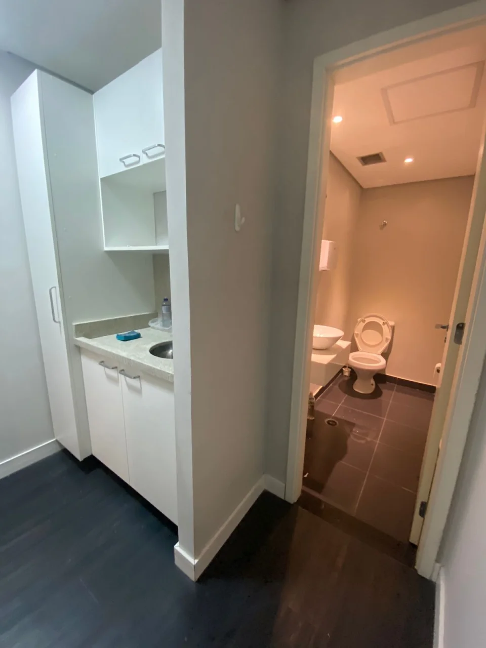 Sala comercial de 78m² em Alphaville