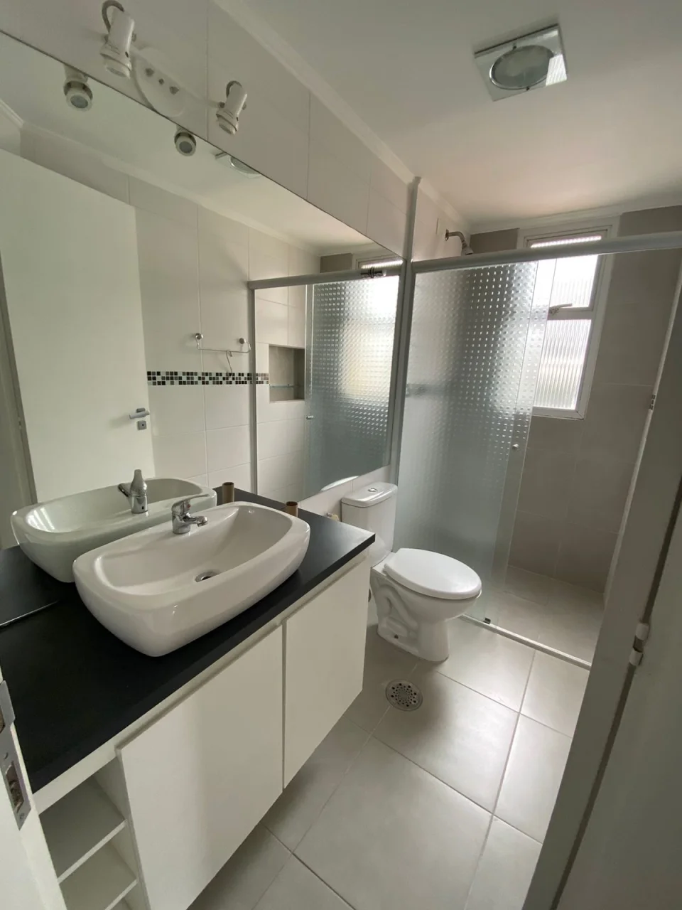 Apartamento na Alto da Lapa de 1 Dorm. e 1 vaga