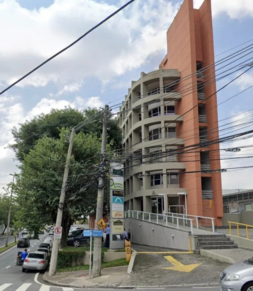 Sala Comercial Ed Clube Center