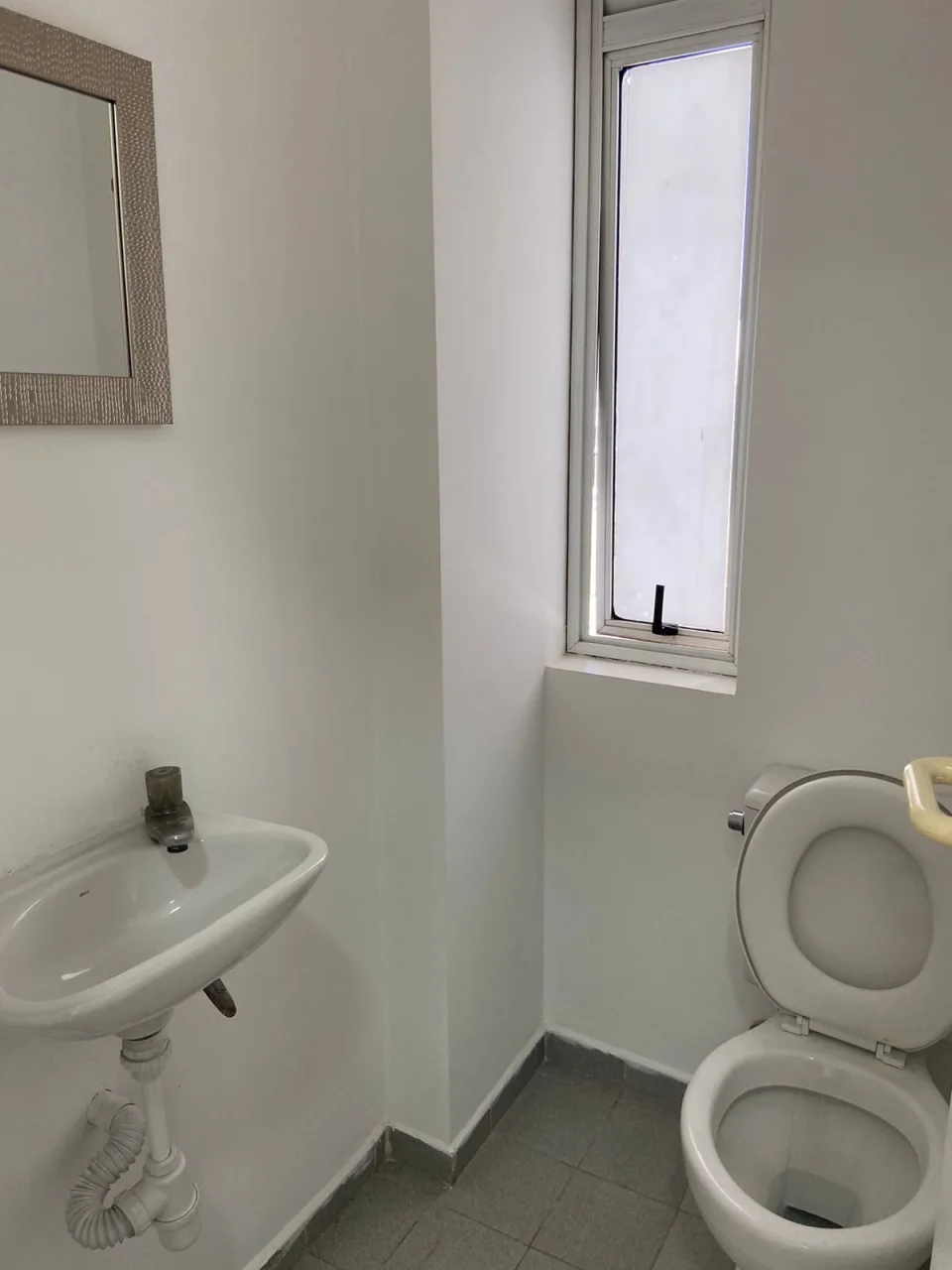 Sala Comercial Ed Clube Center