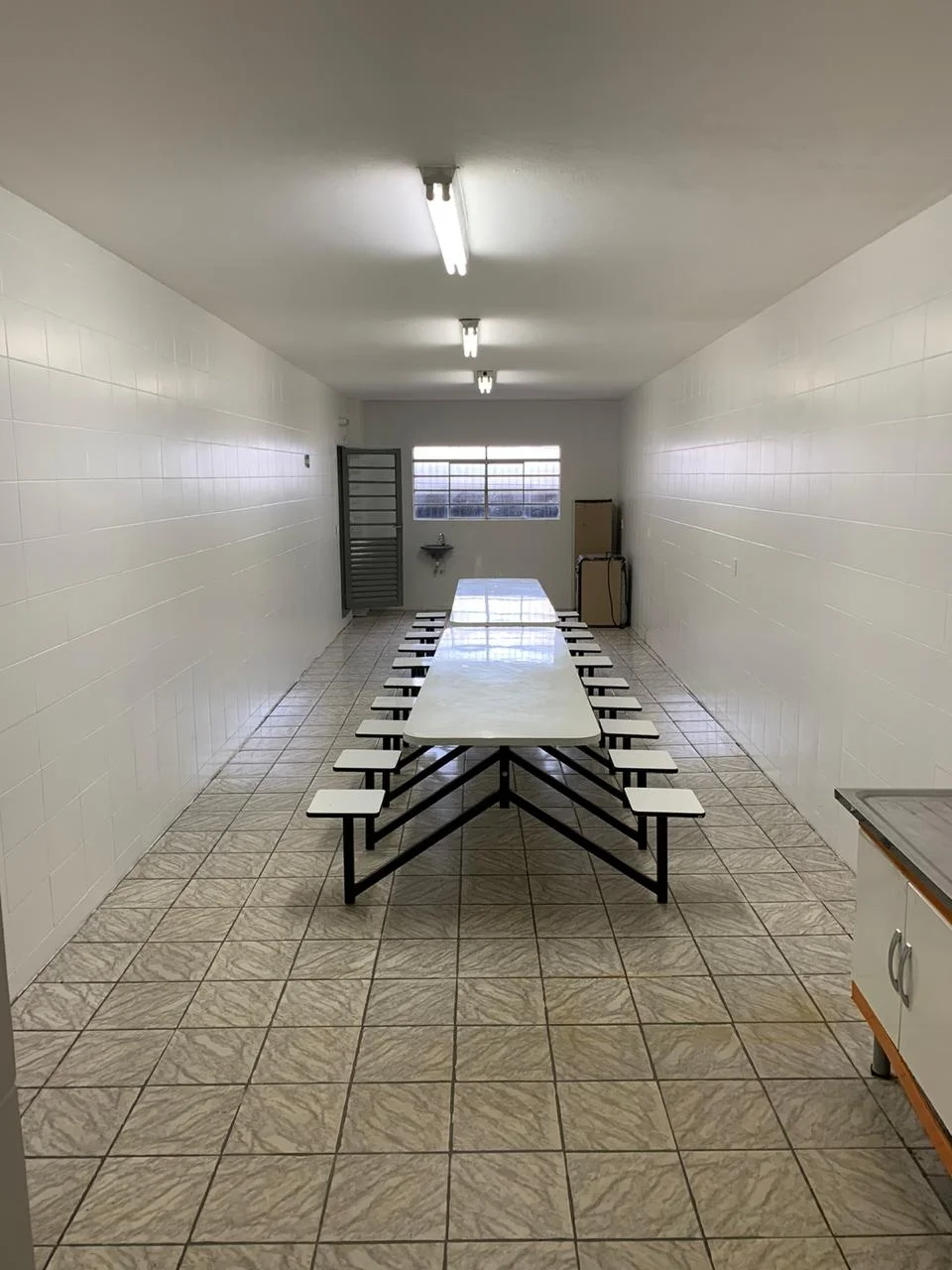 Galpão de 1.200m² de área construída em 1.800m² de terreno em Barueri