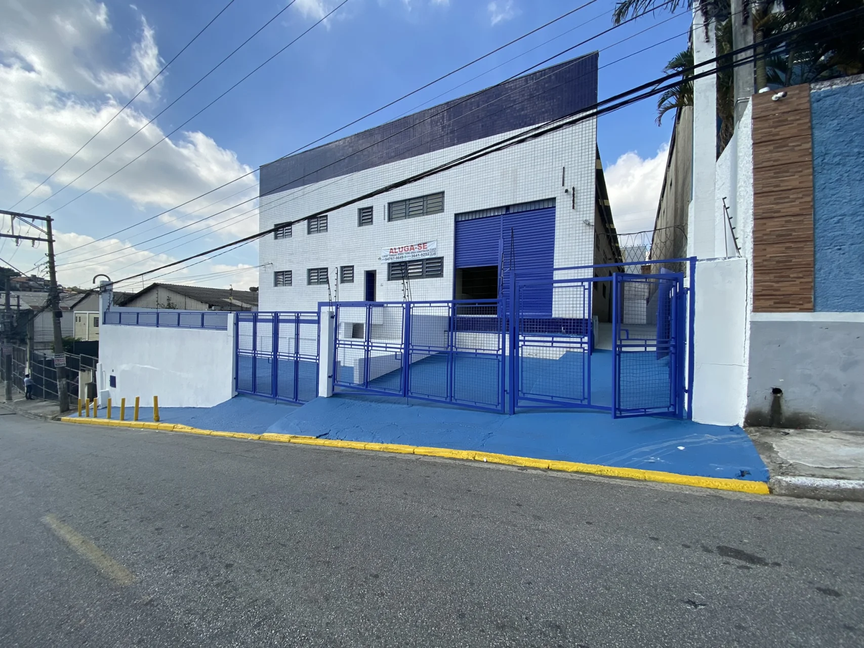 Galpão de 750m² de área construída em 1.000m² de terreno em Barueri