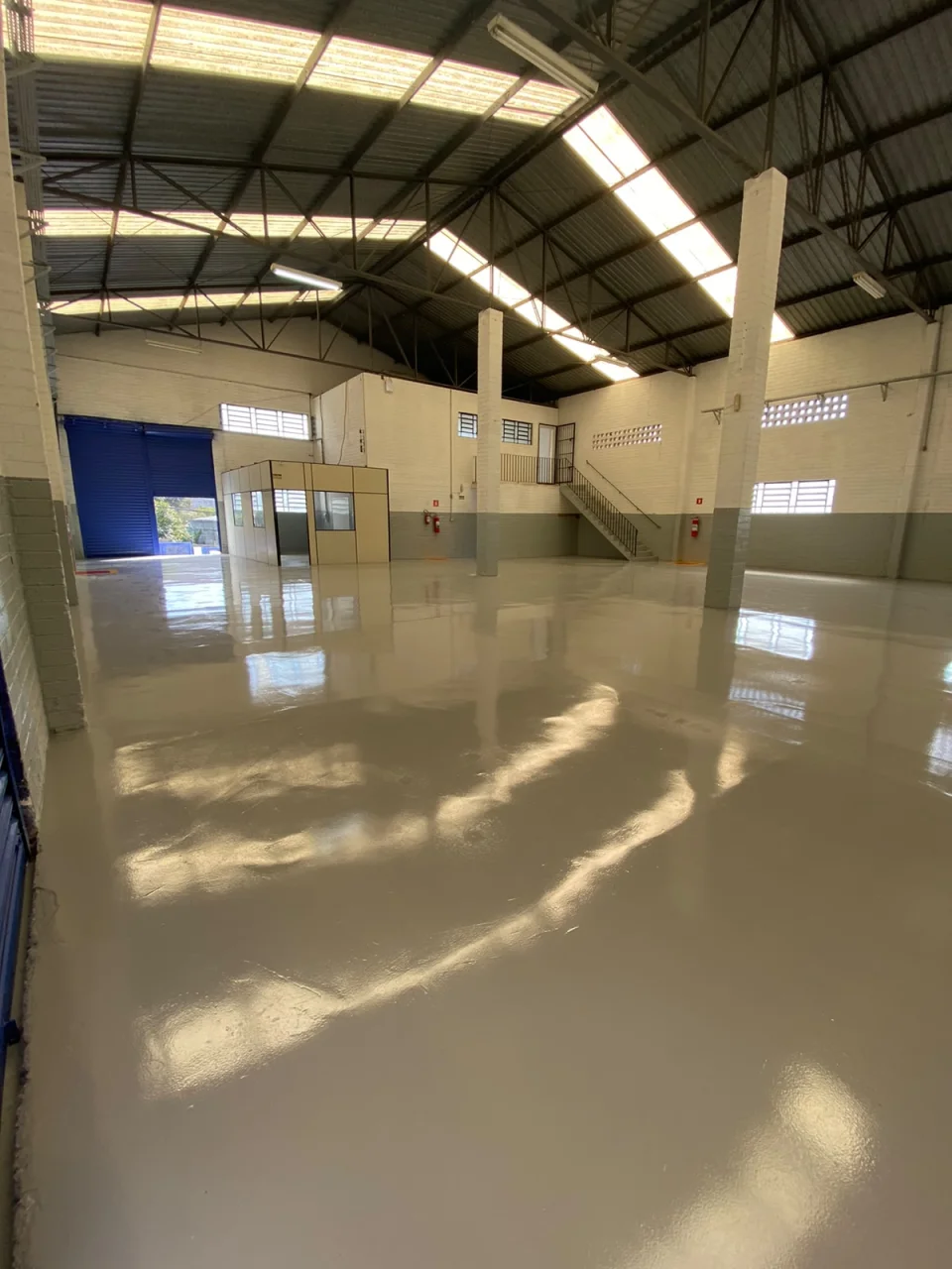 Galpão de 750m² de área construída em 1.000m² de terreno em Barueri